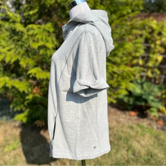 Lululemon Womens Serenity Hoodie 8 Heathered Gray Short Sleeve Pullover W3E32S - Picture 8 of 14